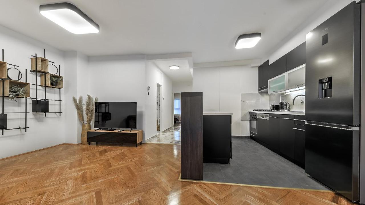 President Apartment With Sauna Zagreb Bagian luar foto